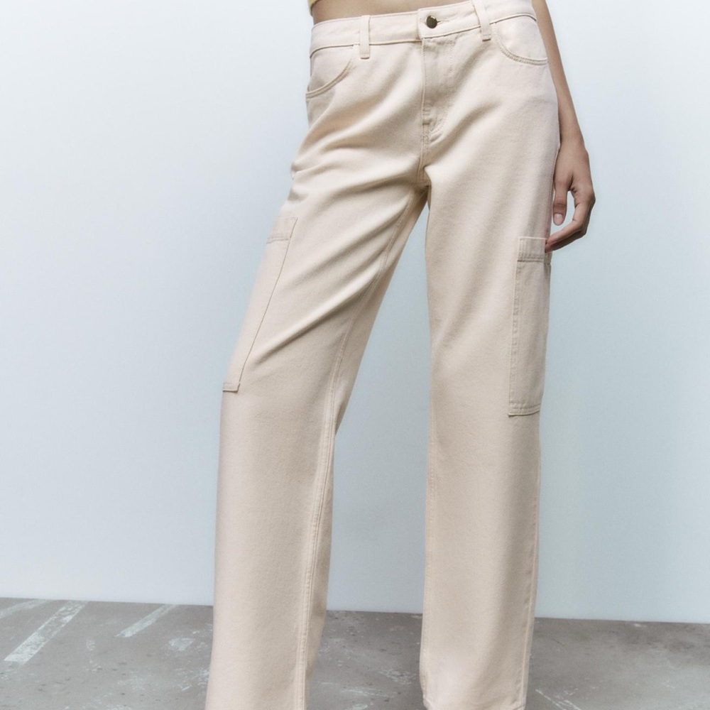 Zara cream cargo wide leg pants